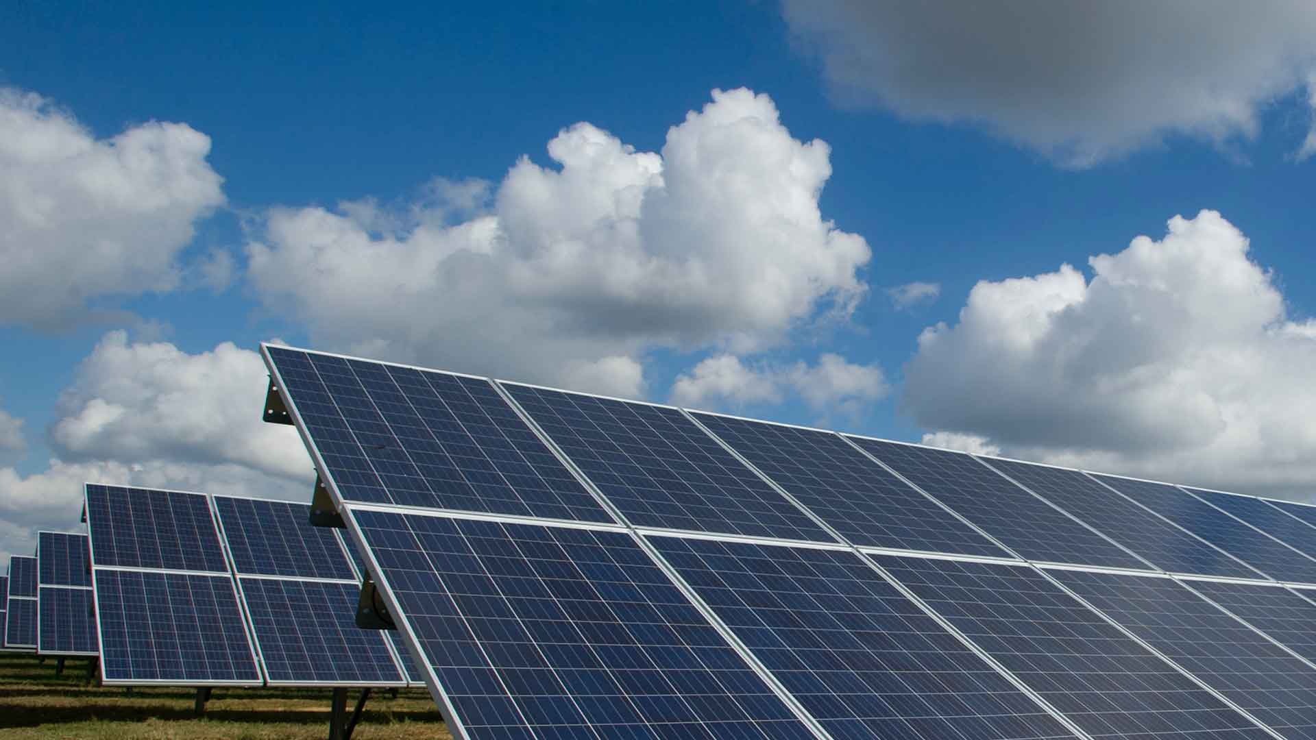 Solar installation team
